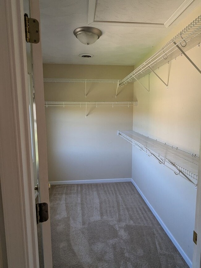 Building Photo - Single Family Home