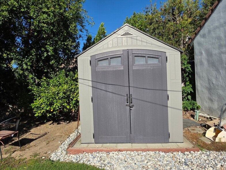 Building Photo - 24542 San Marcos Dr
