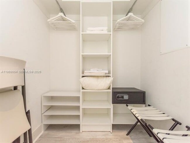 Building Photo - 4111 S Ocean Dr