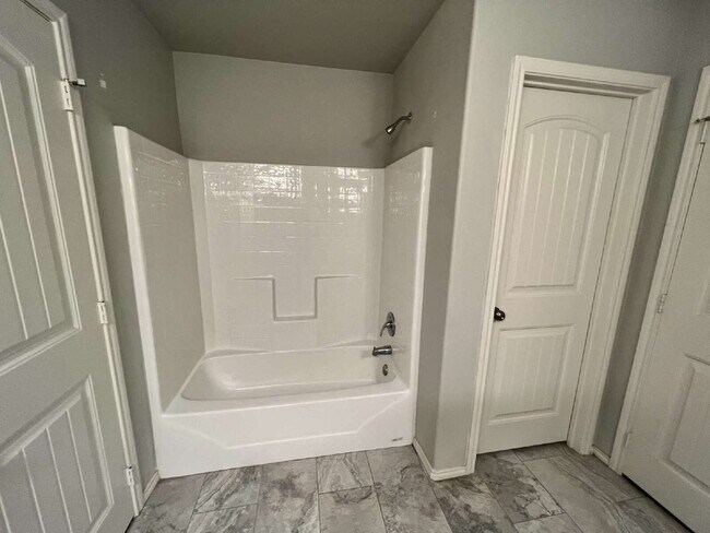 Building Photo - Southwest Lubbock Duplex in Cooper School District