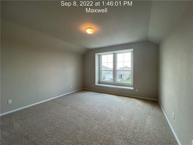 Building Photo - 194 Living Reef Dr
