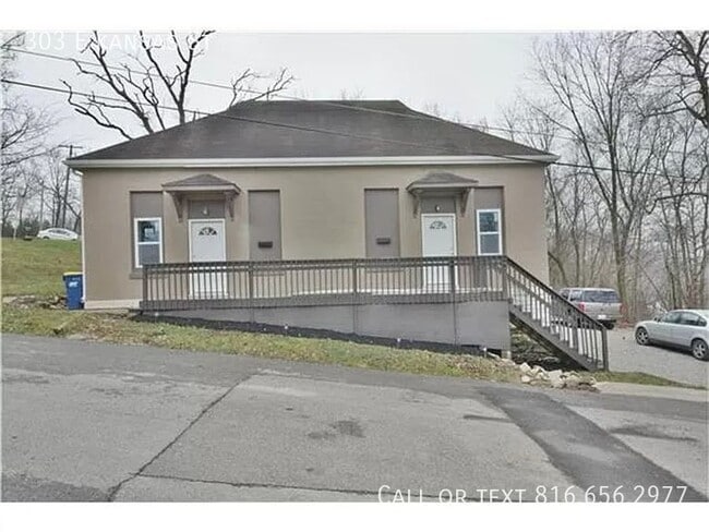 Building Photo - 303 E Kansas St