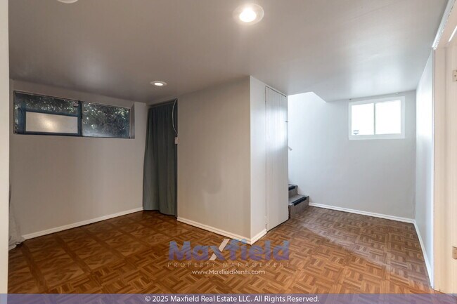 Building Photo - 2450 S 900 E