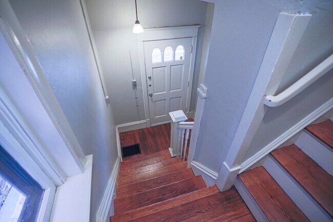 Front Door from the Landing - 1824 Summit St