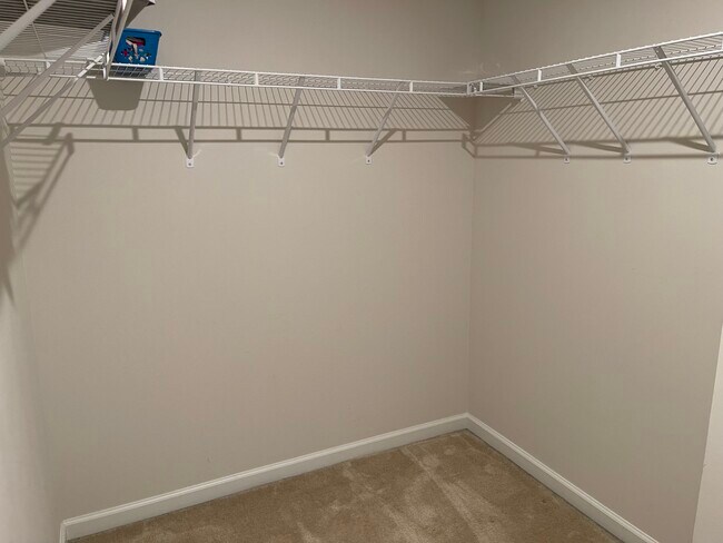 Building Photo - 1164 Trovillo Dr