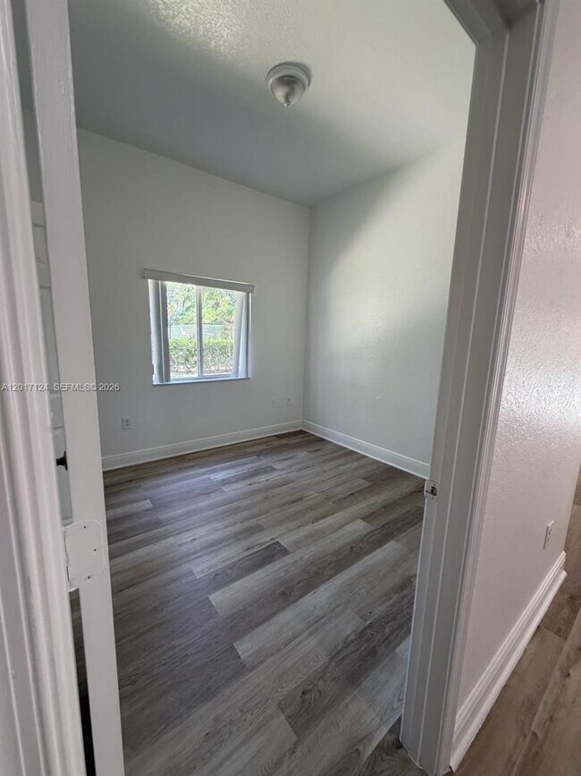Building Photo - 3335 Palomino Dr