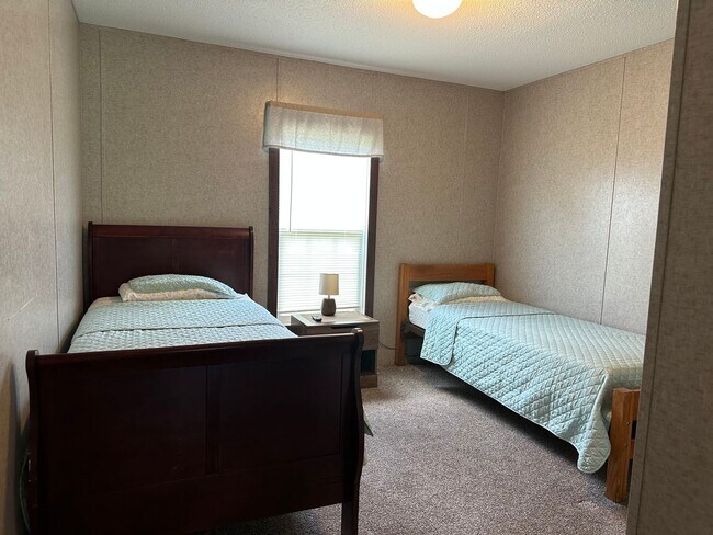 Building Photo - Charming 5-Acre Rental with Optional Barn ...
