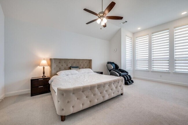 Building Photo - 3970 Sweet Clover Dr