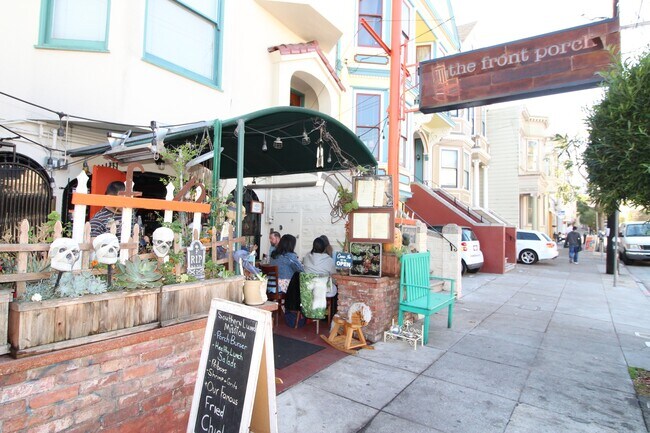 Building Photo - Bernal/Mission/Noe: Updated Flat w/ Shared...