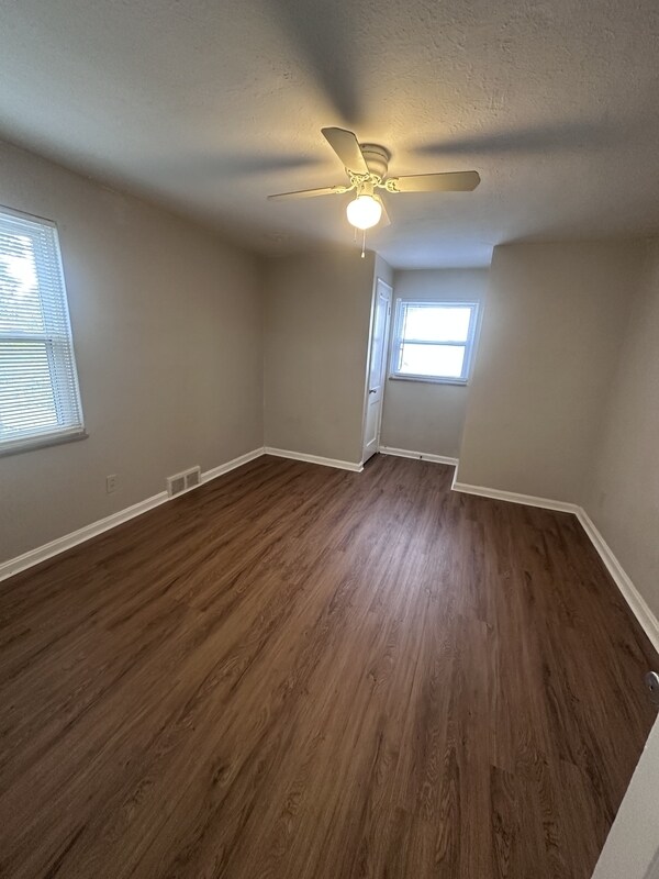 Building Photo - 21271 Priday Ave