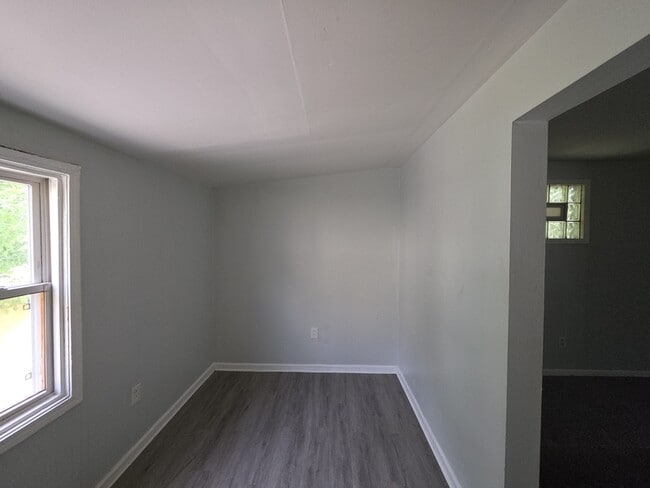 Building Photo - 1815 Willow Ave