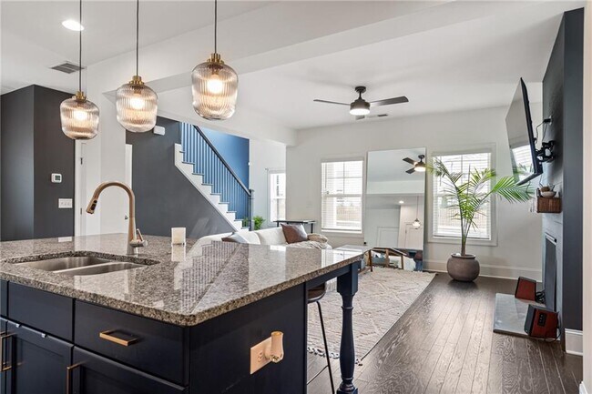 Building Photo - 1870 Lucy Compton Ln NW