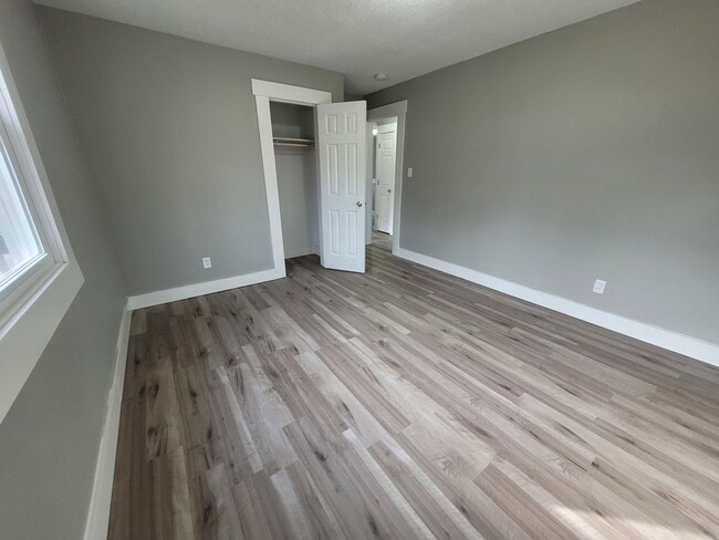Building Photo - Renovated (in 2024!) two bedroom home, har...