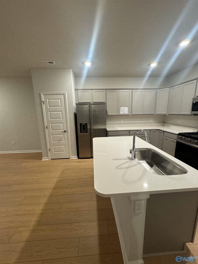 Building Photo - 6103 Ruby Grace Cir SE