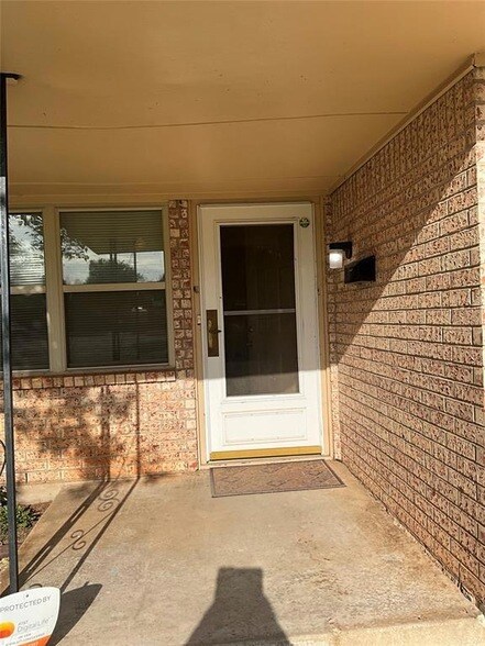 Building Photo - 4313 Suntane Rd