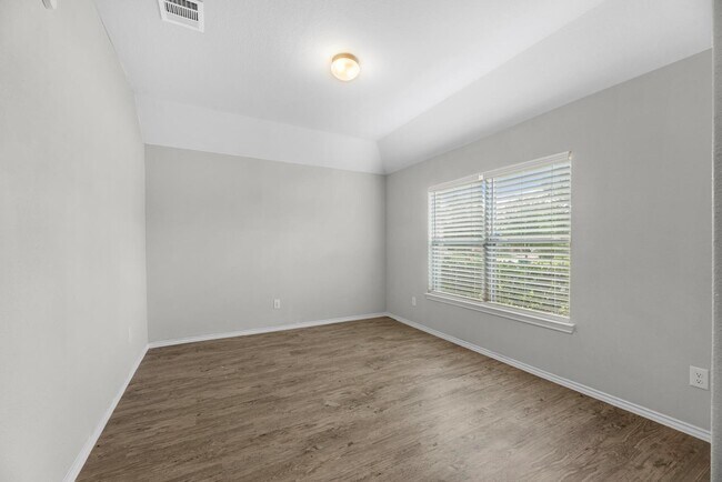 Building Photo - 18922 Cedar Moss Ct