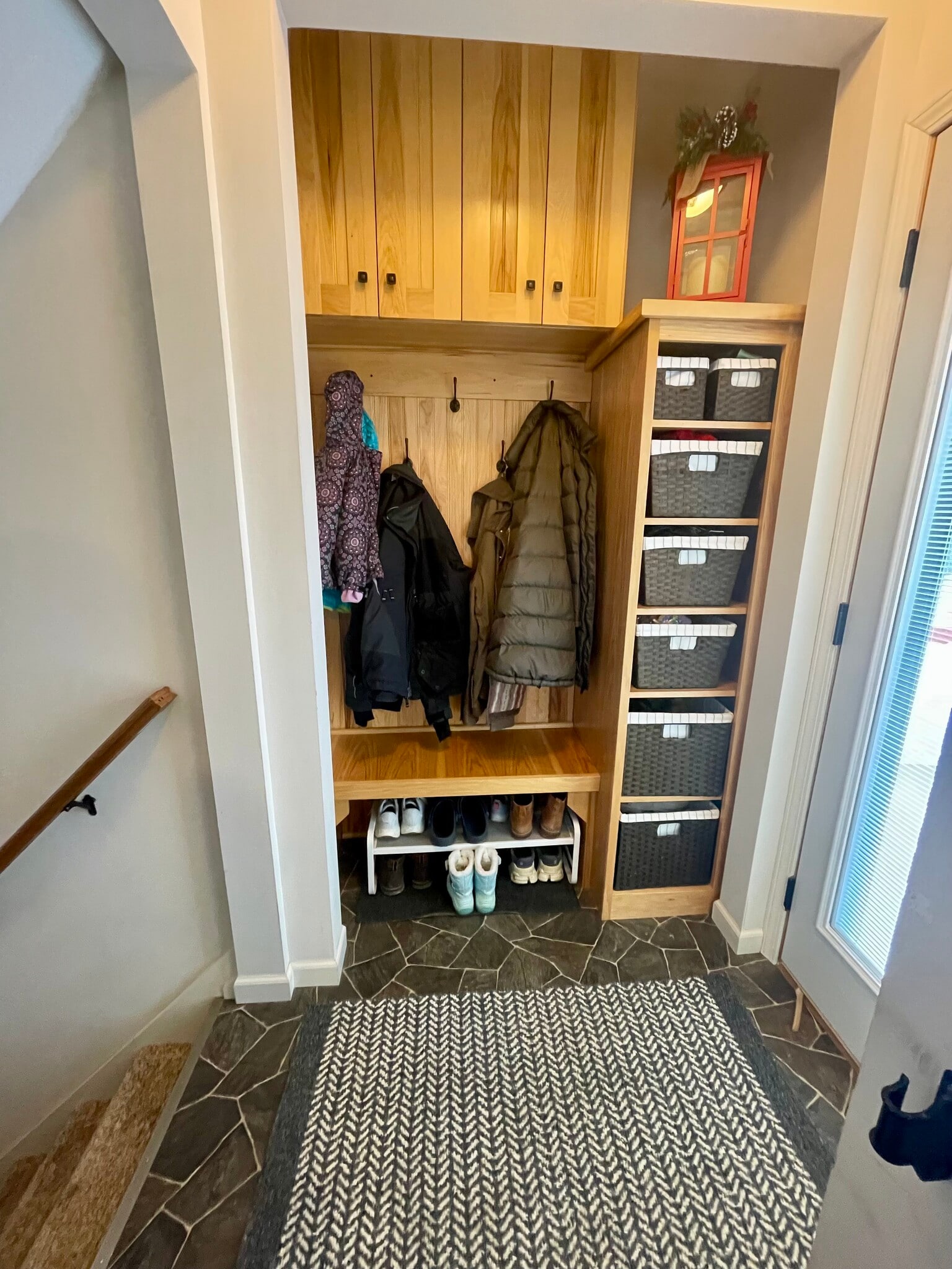 Back Entry - 411 7th St NE