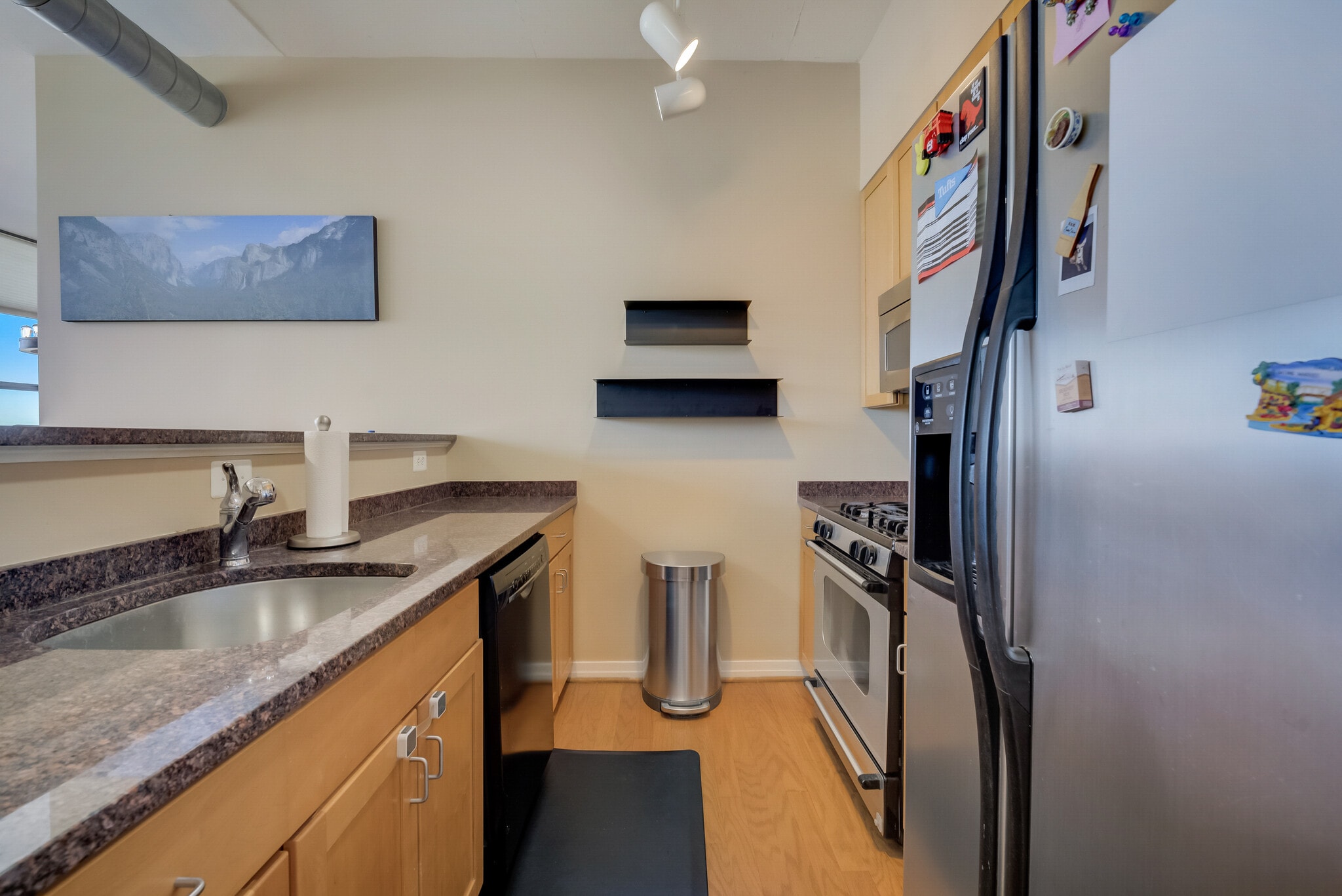 Kitchen - 2020 12th St NW