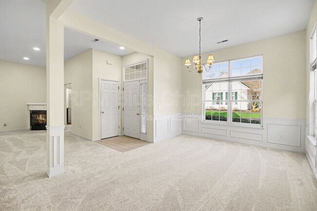 Building Photo - 3795 Brantford Way