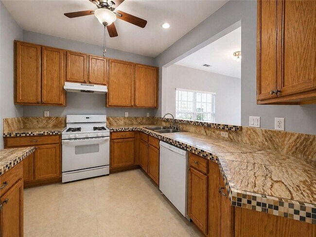 Building Photo - 1563 Rachel's Ridge NW