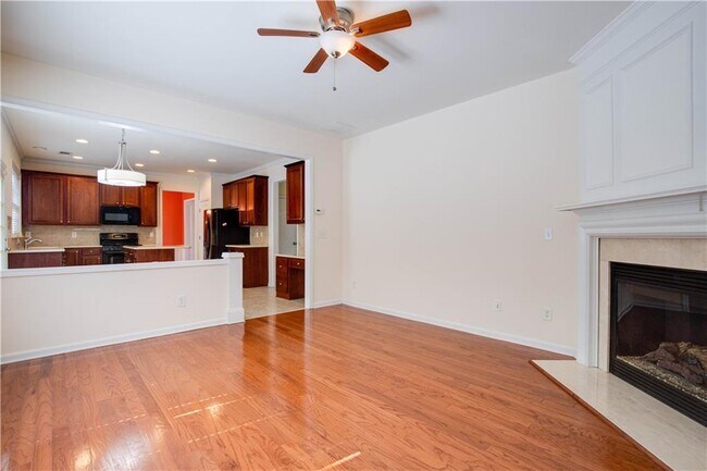 Building Photo - 2565 Vistoria Dr