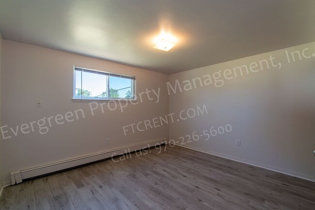 Building Photo - 174-180 Rick Dr