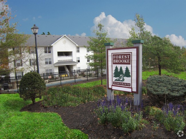 Building Photo - Forest Brooke Apartments