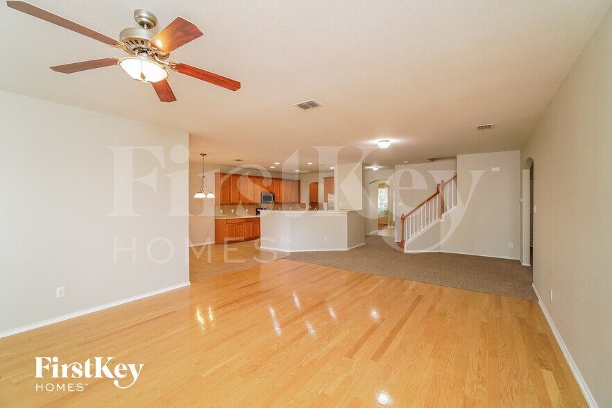 Building Photo - 24014 Buckthorn Pass