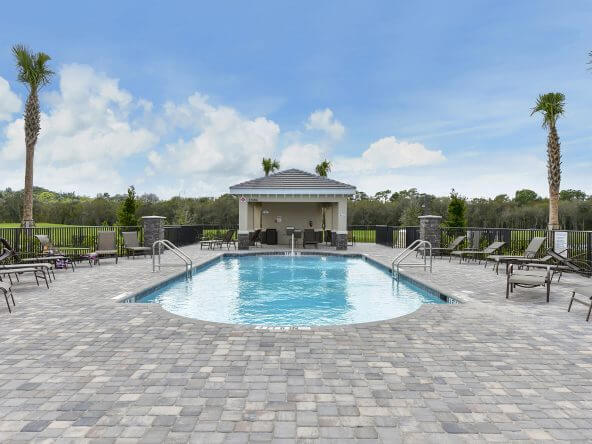 Satellite pool (next to the building) - 17810 Gawthrop Dr