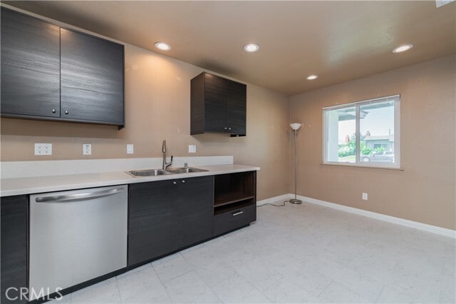 Building Photo - 7515 Pasito Ave