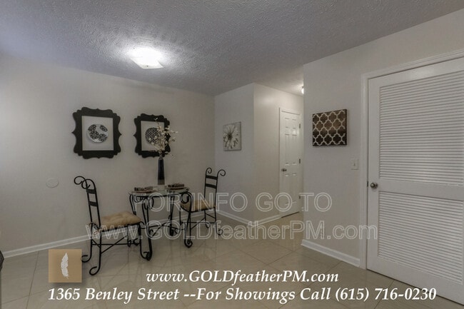 Building Photo - 1349 Benley St
