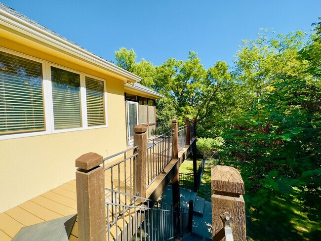 Building Photo - {6411} Enchanted Lake Estates + Updated Kitchen, Fresh Paint Throughout +  Main Floor Primary Bed...