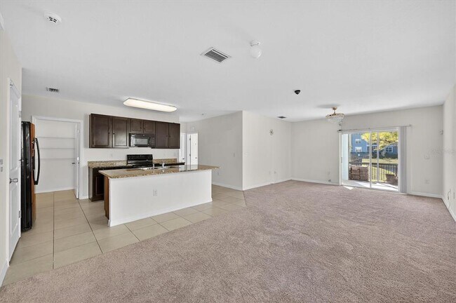 Building Photo - 4842 San Palermo Dr