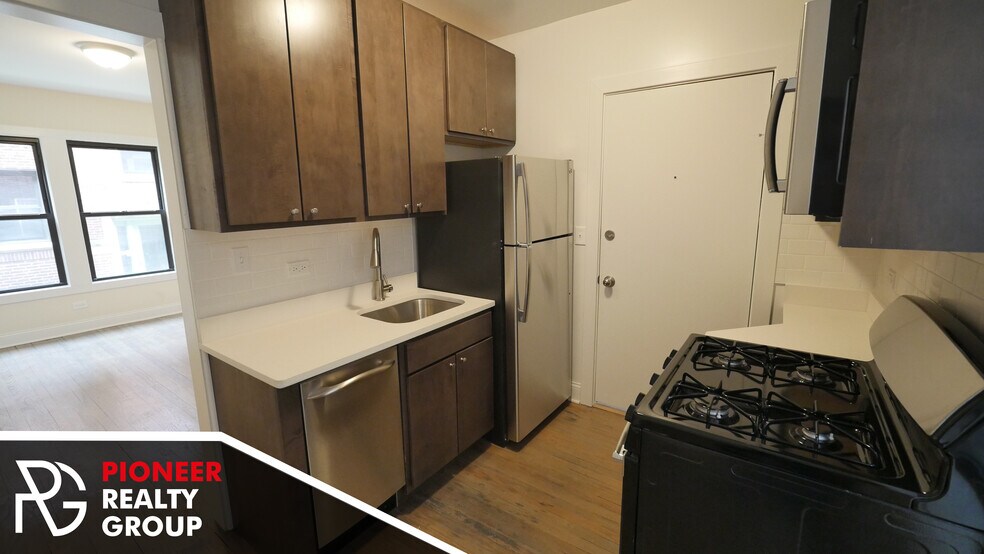 Building Photo - 2648 N Spaulding Ave