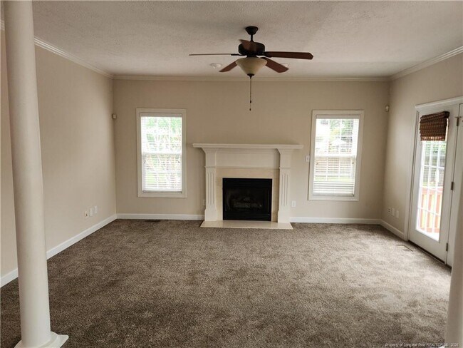 Building Photo - 2800 Franciscan Dr