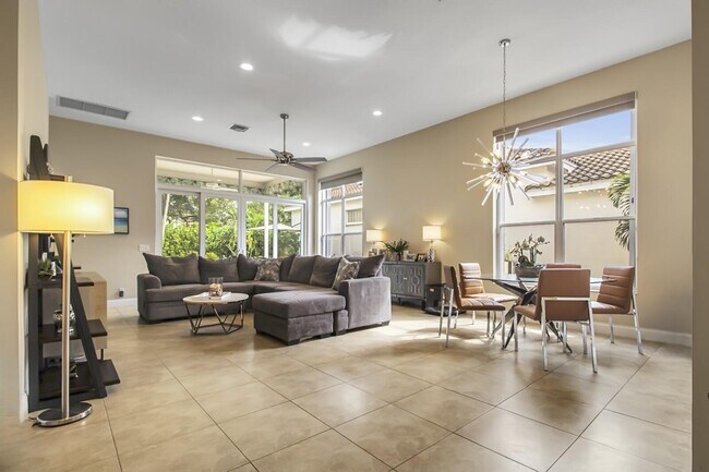 Building Photo - 6684 NW 23rd Ter