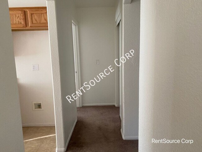 Building Photo - 34675 Pso Del Valle