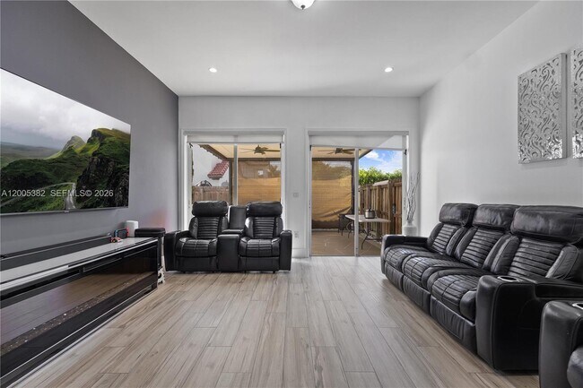 Building Photo - 8218 SW 163rd Pl