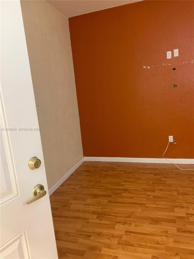 Building Photo - 27321 SW 140th Ct