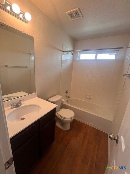 Building Photo - 138 Preston Trail