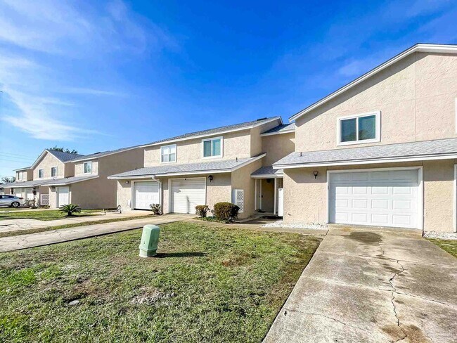 Primary Photo - 5287 Balfour Pl