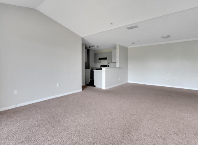 Building Photo - 4295 Summer Landing Dr