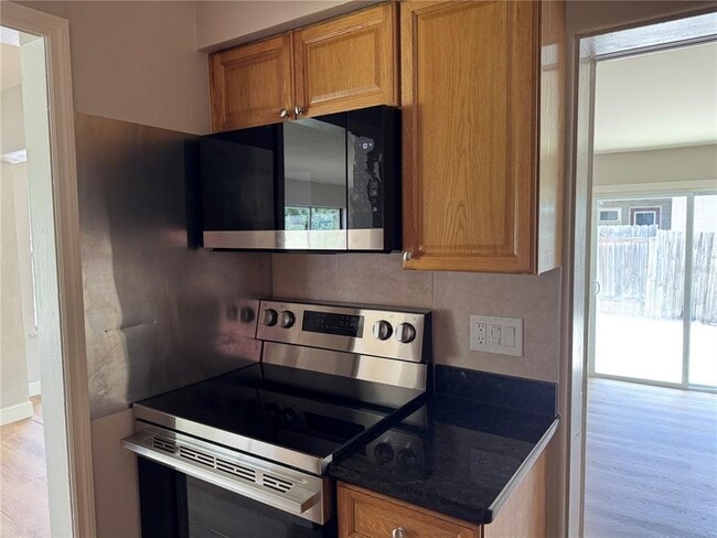 Building Photo - 107 N Galena Ave