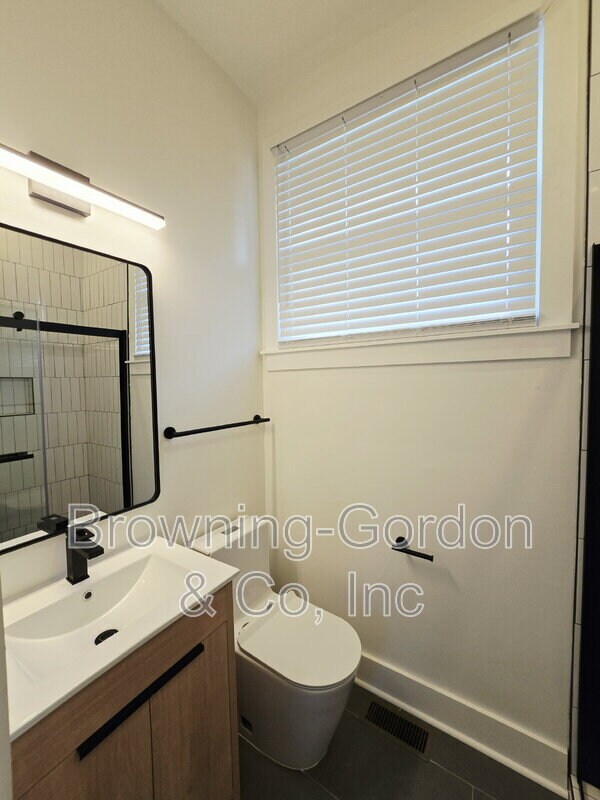 Building Photo - 1601 Haynes Meade Cir