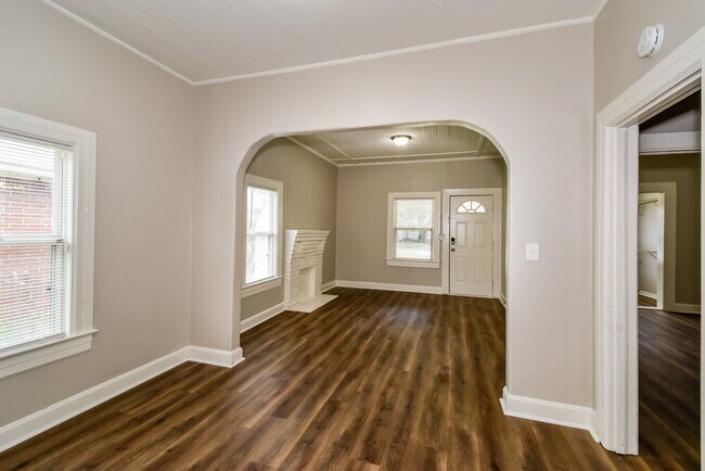 Building Photo - 6526 Perry St