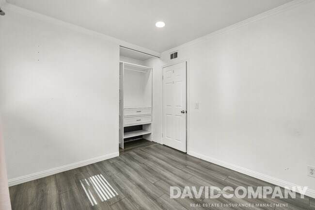 Building Photo - 1258 Biltmore Cir