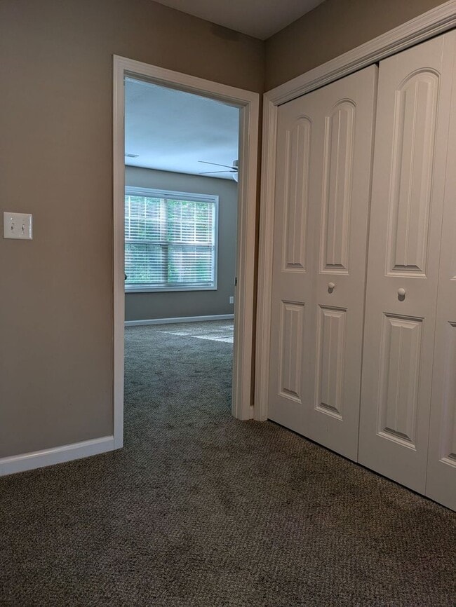 Building Photo - 2 Bedroom Condo For Rent in Sango Area!