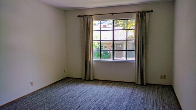 Building Photo - 5101 Cribari Pl