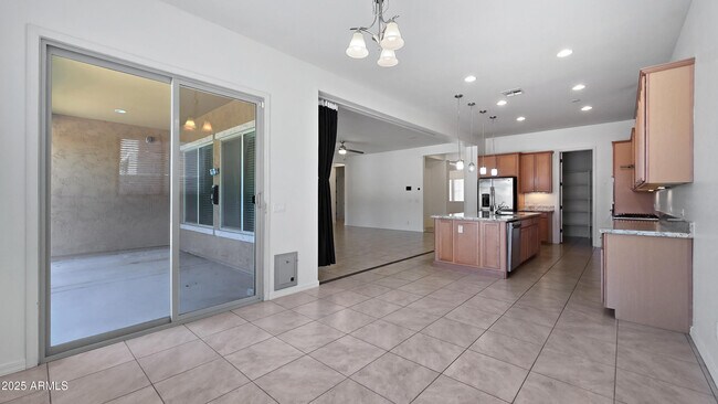 Building Photo - 4219 N 161st Ave