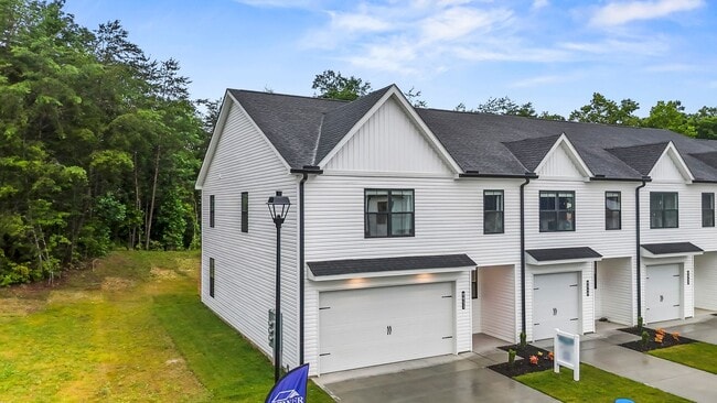 Building Photo - NEW CONSTRUCTION! ONE MONTH FREE RENT — Move in by December 31st!